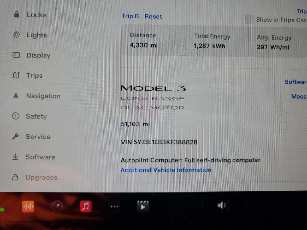 5YJ3E1EB3KF388828 2019 Tesla Model 3