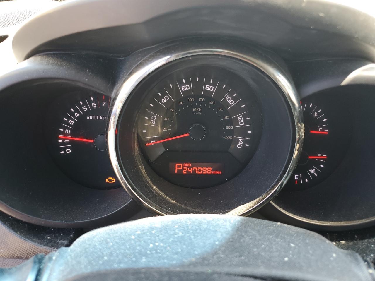 KNDJT2A20B7223012 2011 Kia Soul +