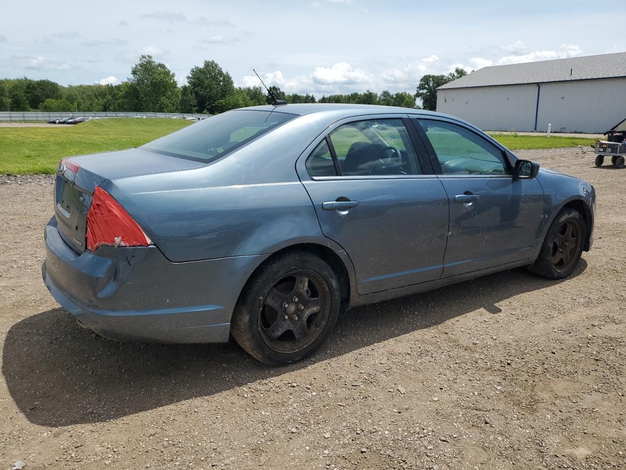 3FAHP0HG1BR308853 2011 Ford Fusion Se