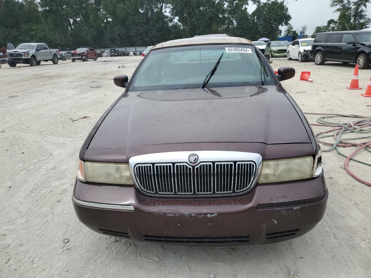 2MEFM75W11X633063 2001 Mercury Grand Marquis Ls