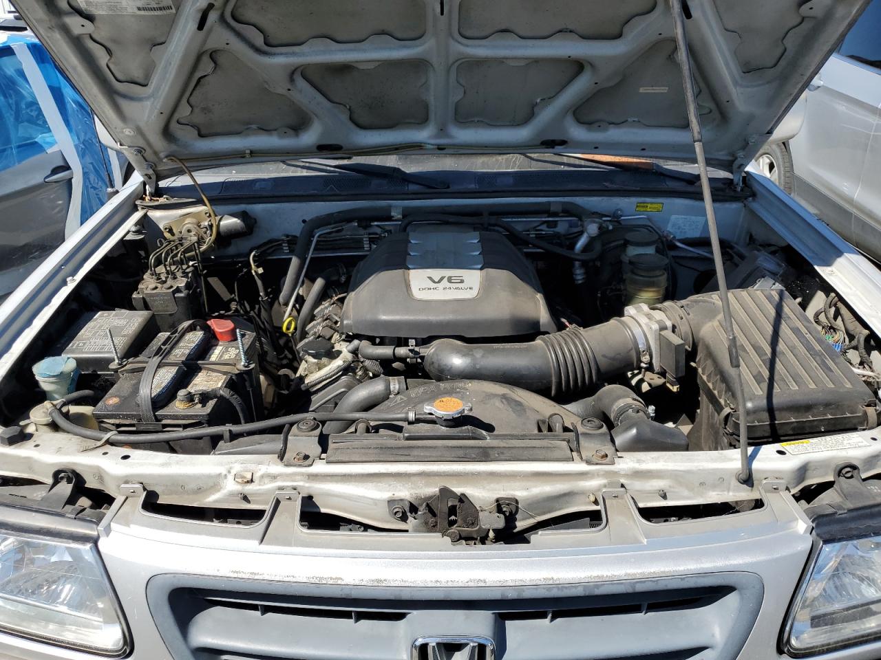 4S6DM58W7Y4412631 2000 Honda Passport Ex