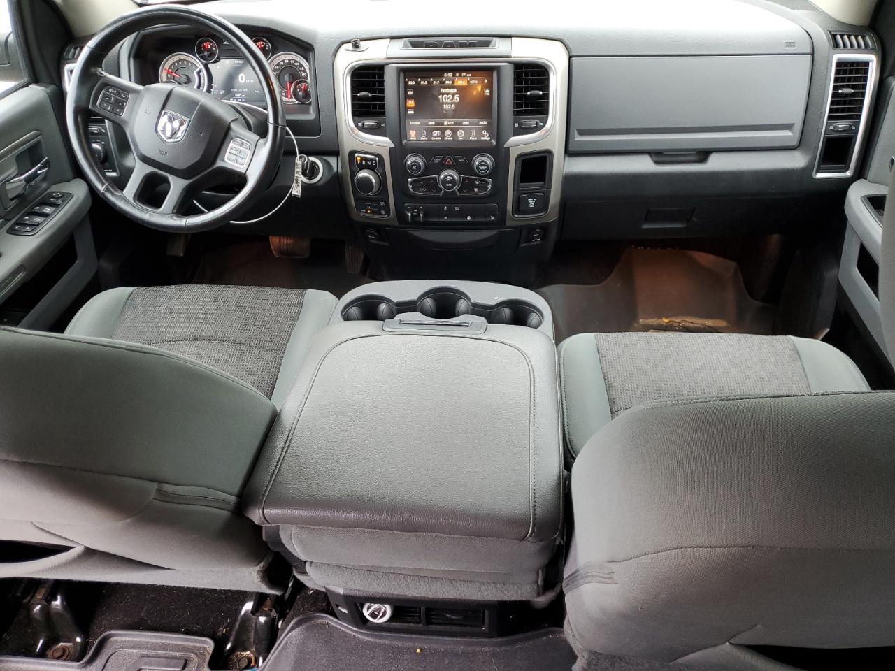 1C6RR7LT4FS576660 2015 Ram 1500 Slt