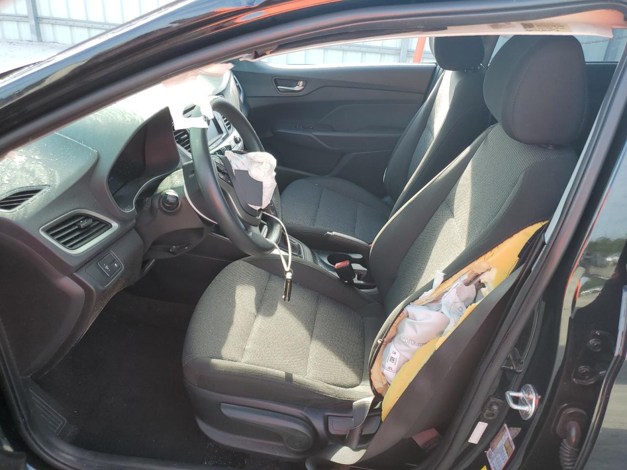 3KPC24A60ME128401 2021 Hyundai Accent Se