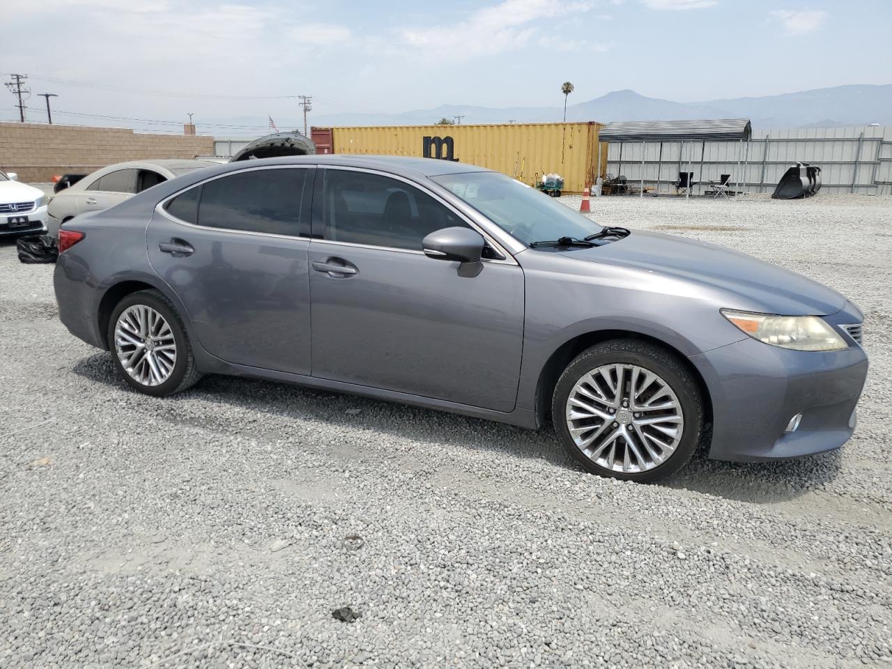 2013 Lexus Es 350 vin: JTHBK1GG2D2022392