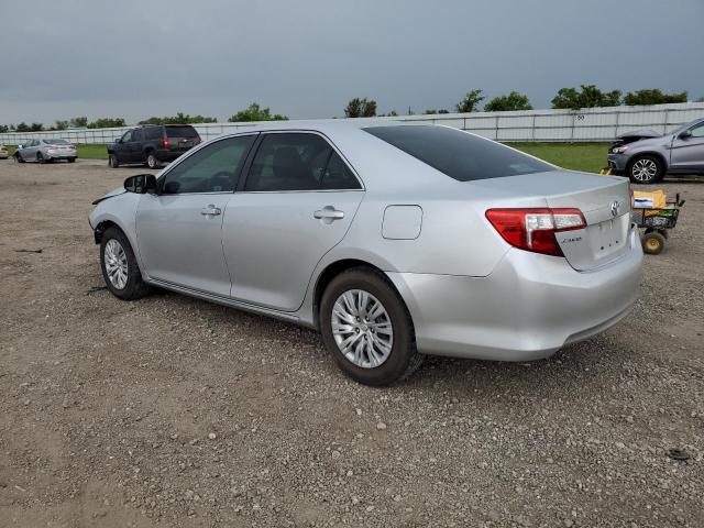 VIN 4T4BF1FKXDR322120 2013 Toyota Camry, L no.2