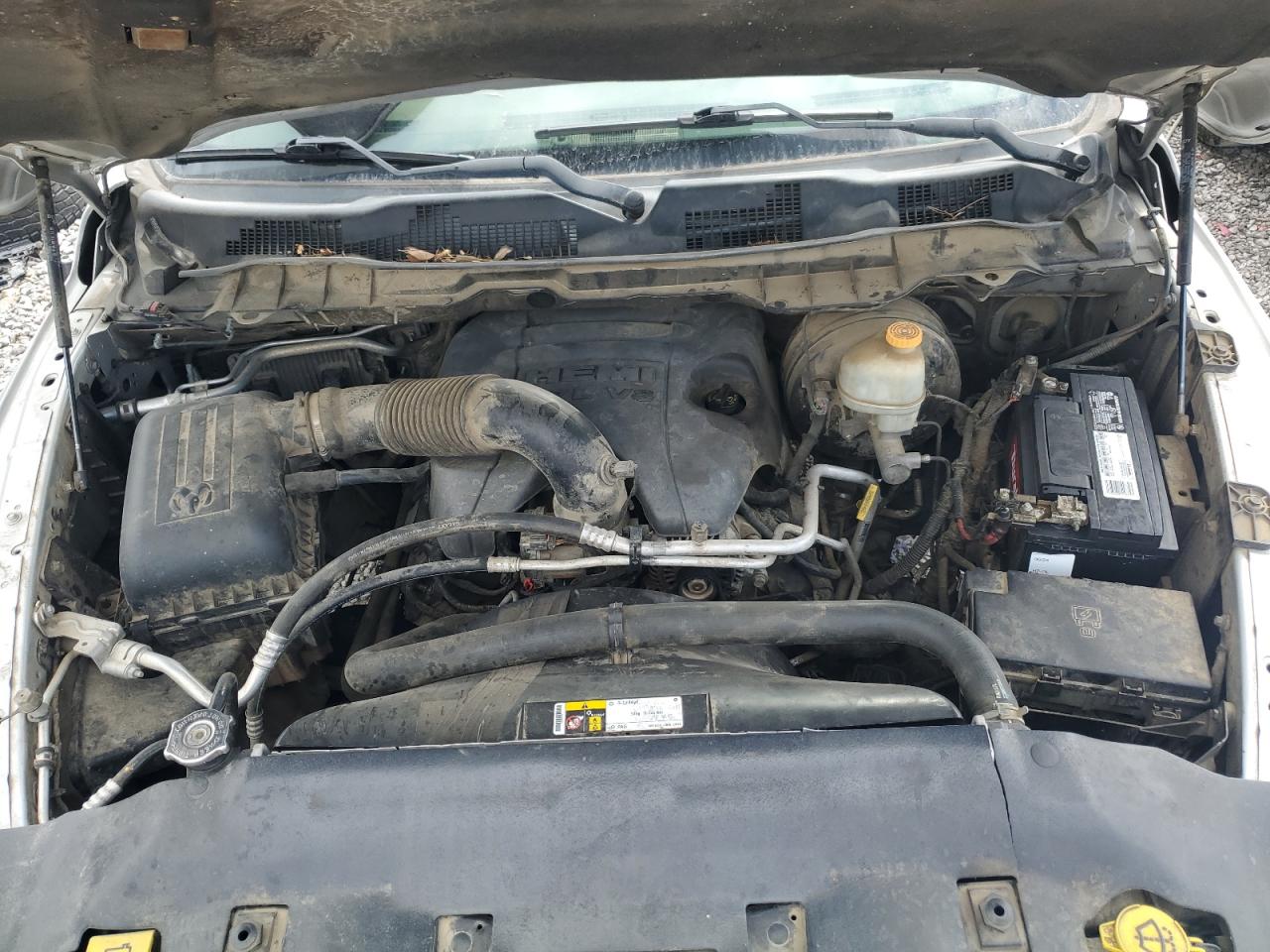 1C6RR6LT1HS550868 2017 Ram 1500 Slt