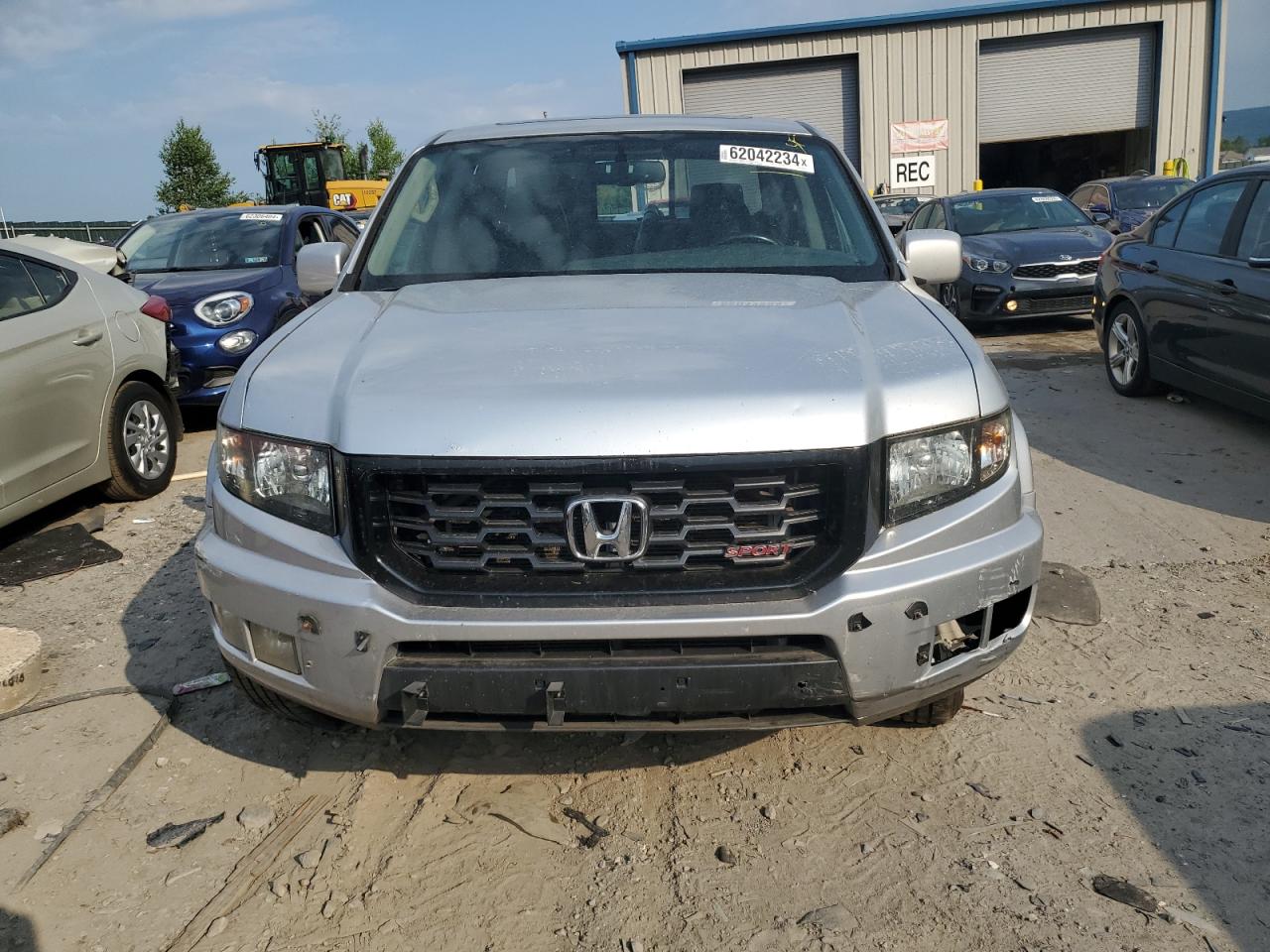 2014 Honda Ridgeline Rtl-S vin: 5FPYK1F69EB009813