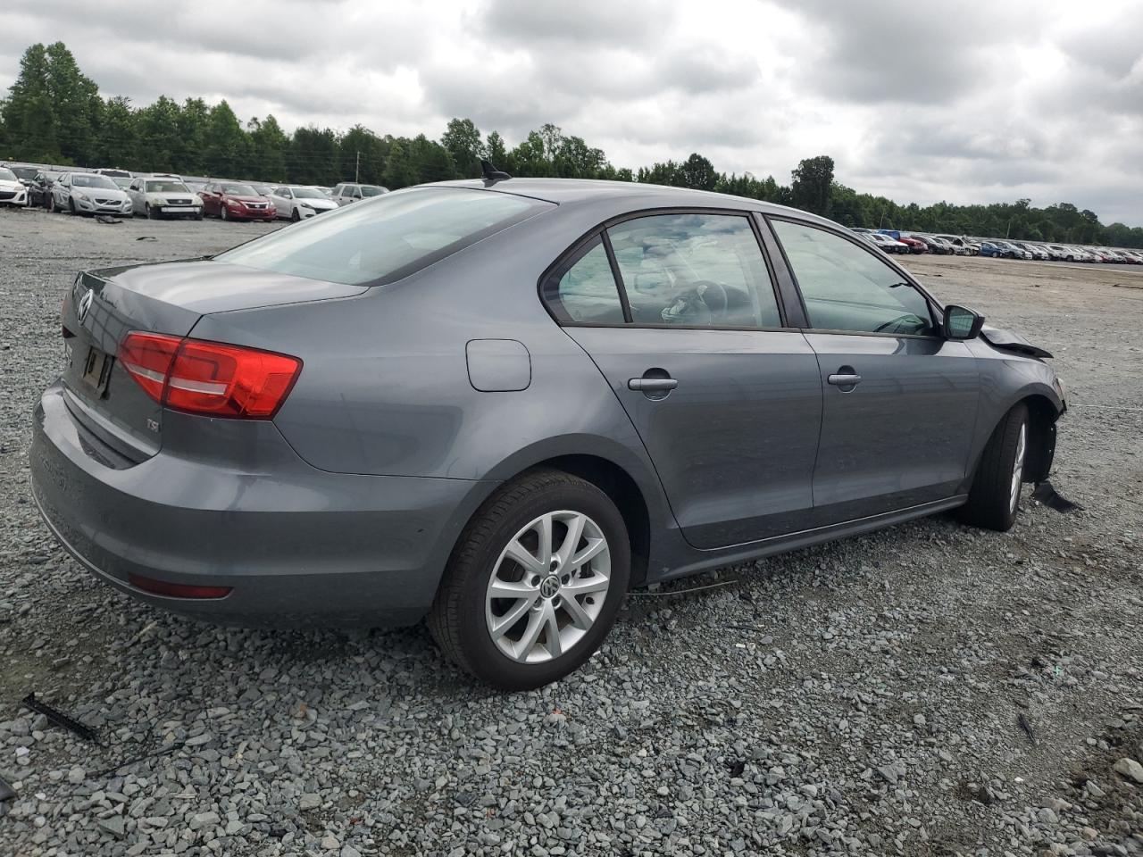 Lot #2718442241 2015 VOLKSWAGEN JETTA SE