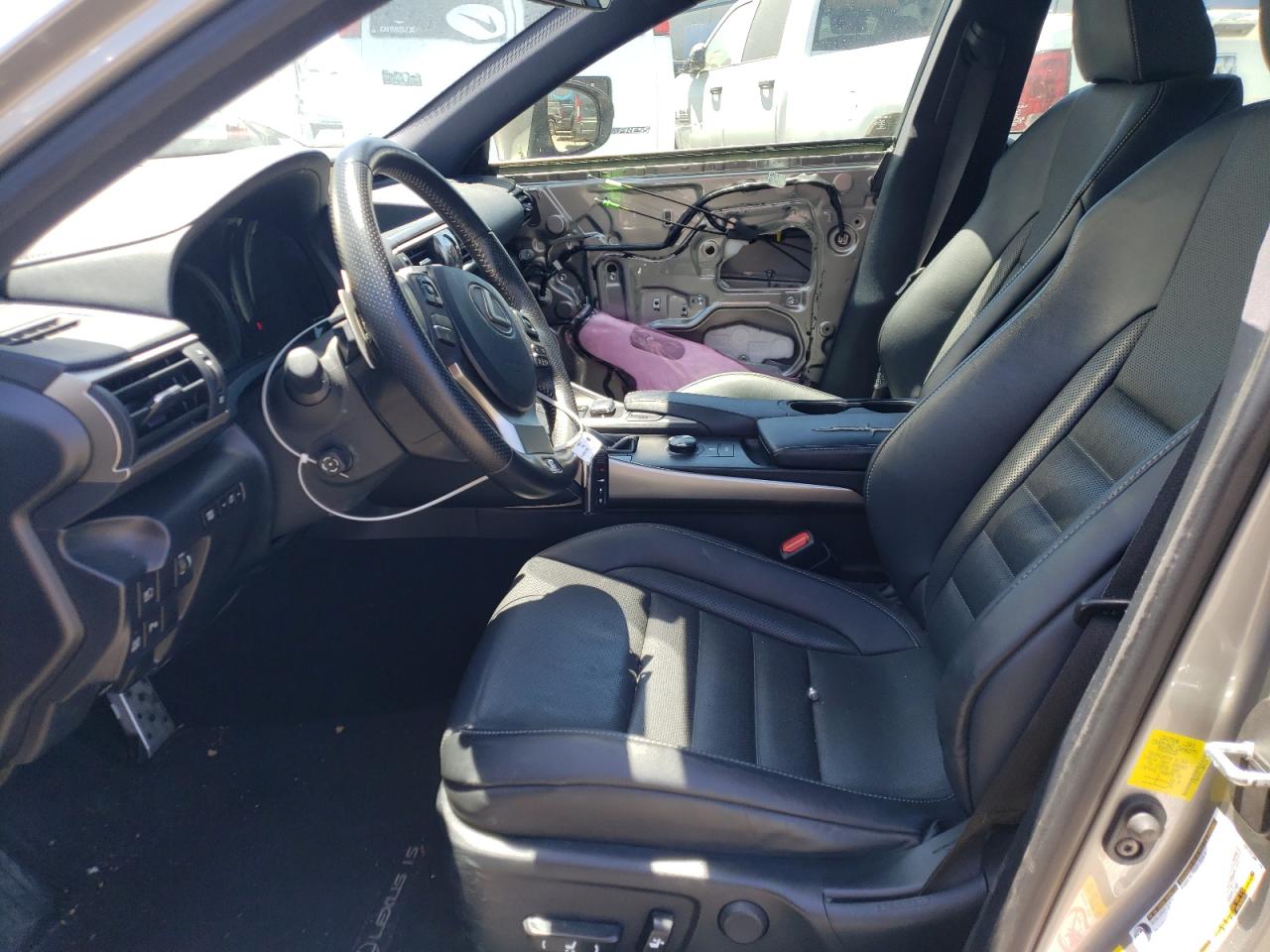 JTHBA1D2XJ5069224 2018 Lexus Is 300