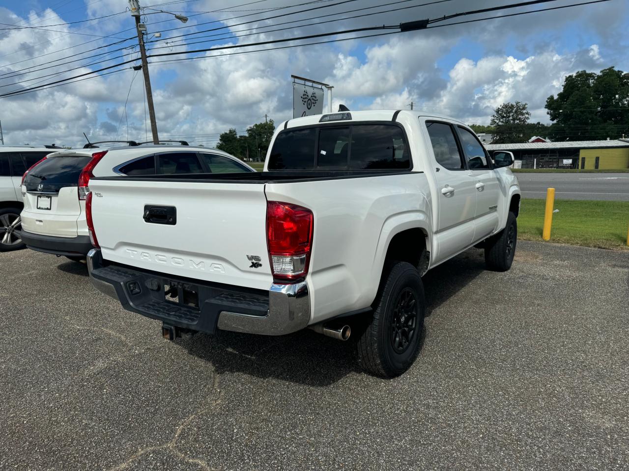 2016 Toyota Tacoma Double Cab vin: 3TMAZ5CN9GM007373