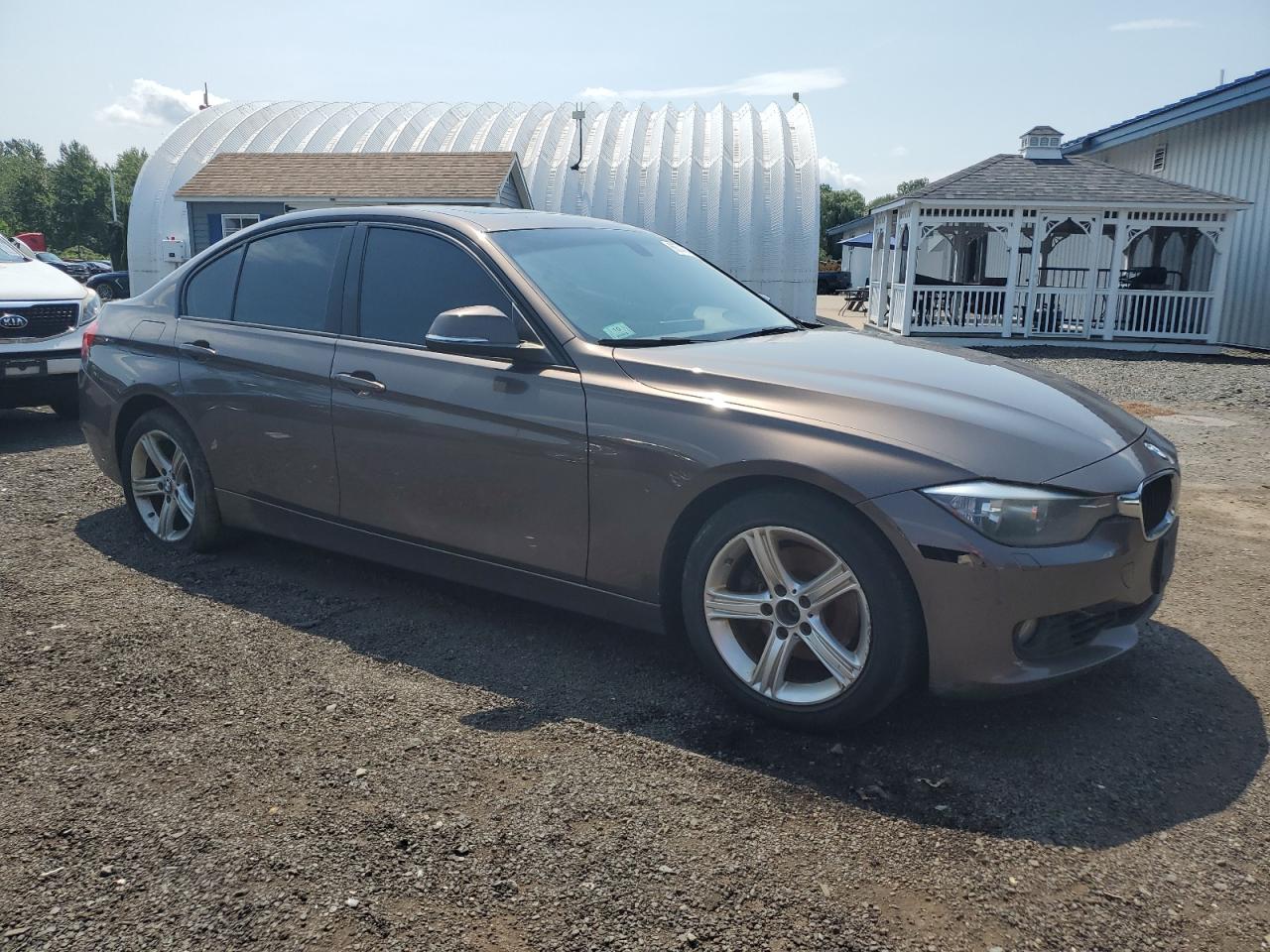 2013 BMW 328 Xi Sulev vin: WBA3B5C51DF595016