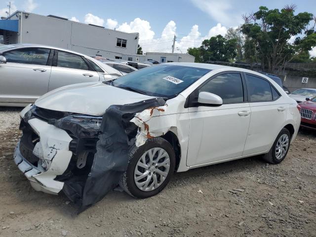 5YFBURHE2JP811954 2018 TOYOTA COROLLA - Image 1