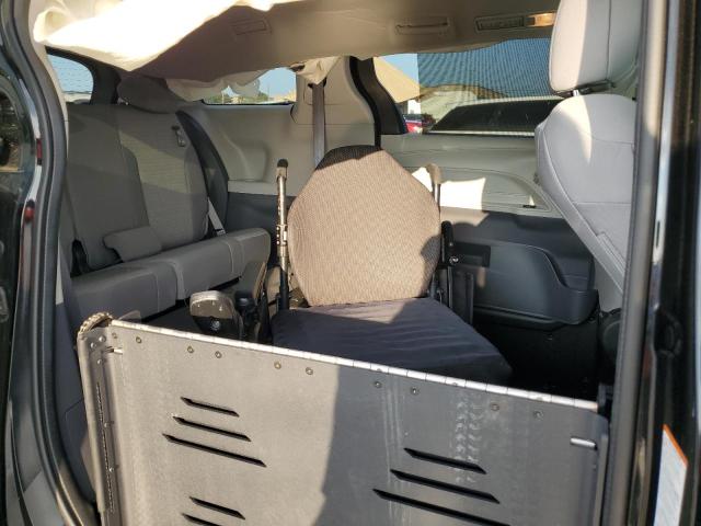 2024 TOYOTA SIENNA LE - 5TDKRKEC4RS196953