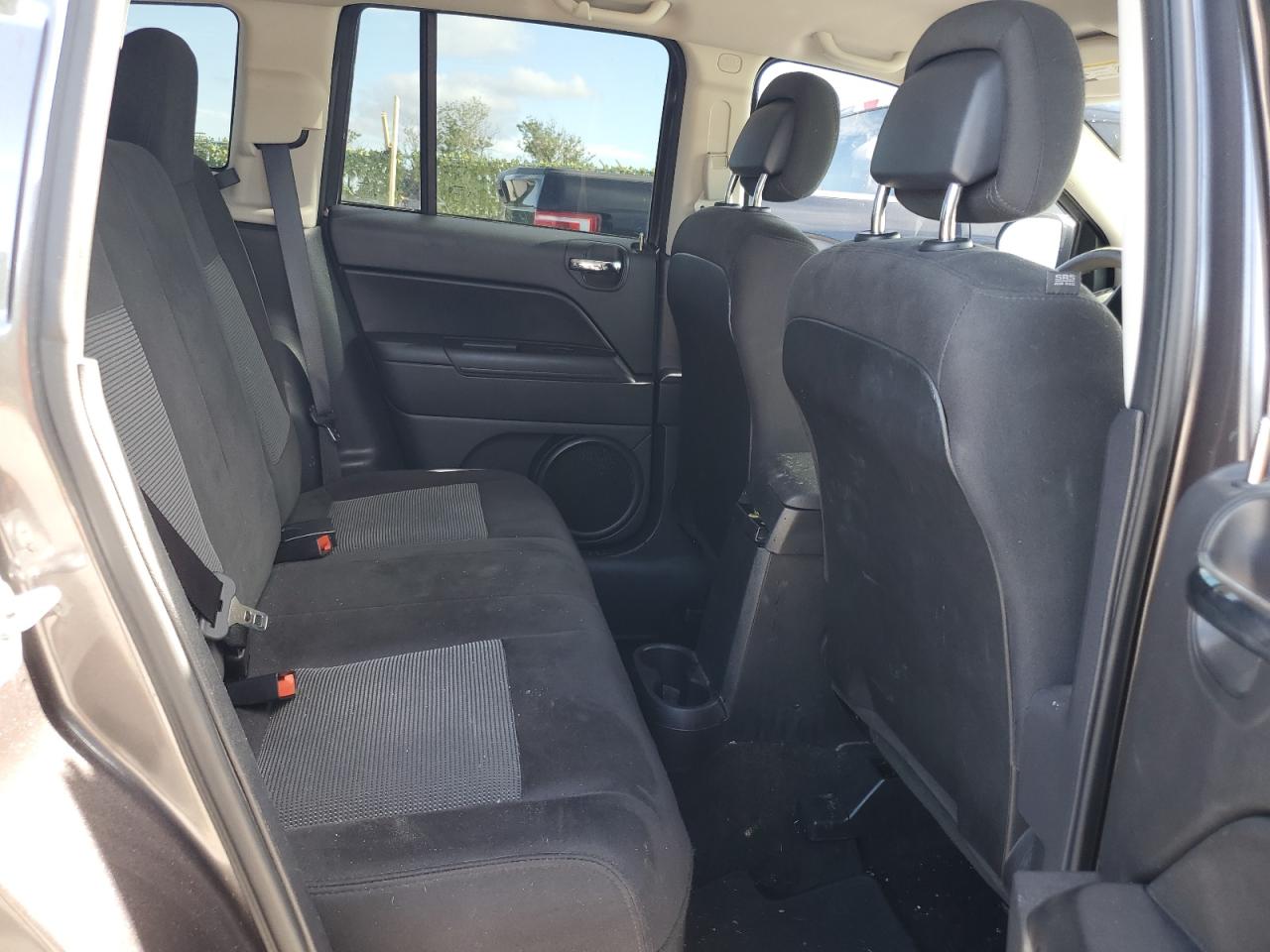 1C4NJCBB1GD514655 2016 Jeep Compass Sport