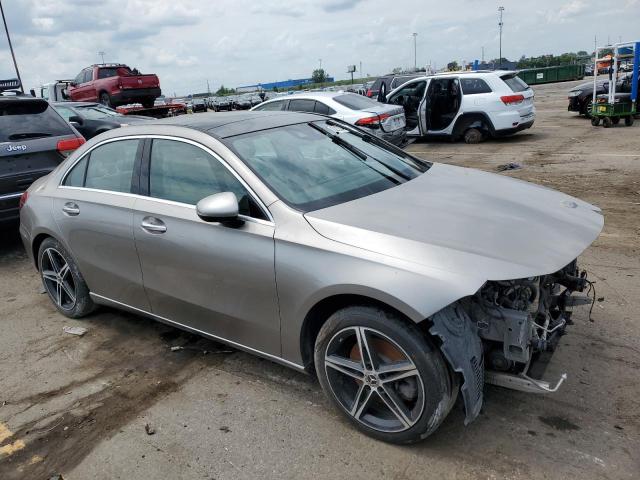 VIN WDD3G4EB6KW002657 2019 MERCEDES-BENZ A-CLASS no.4