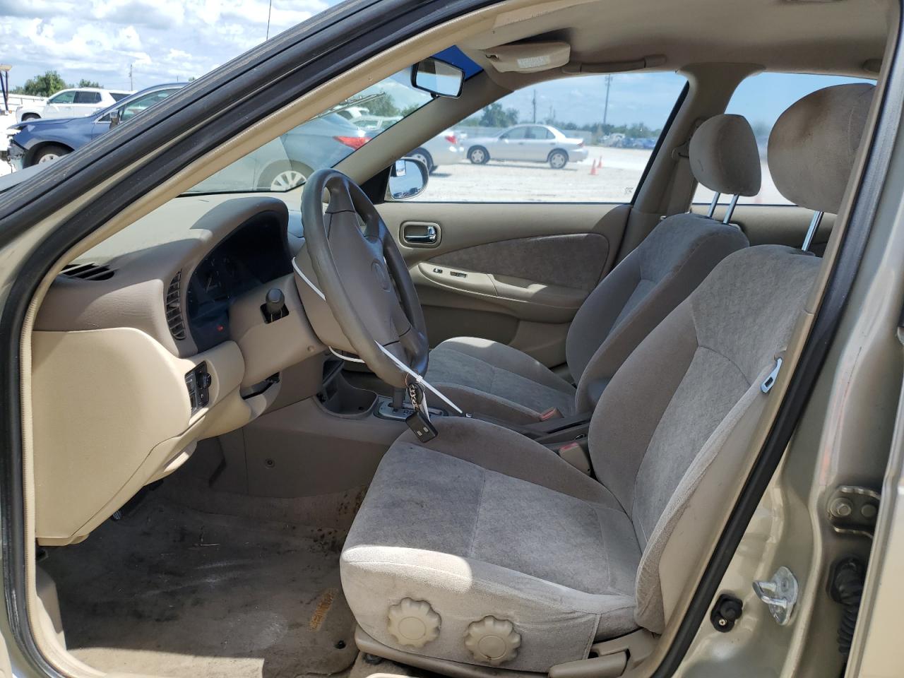 3N1CB51D6YL310466 2000 Nissan Sentra Base