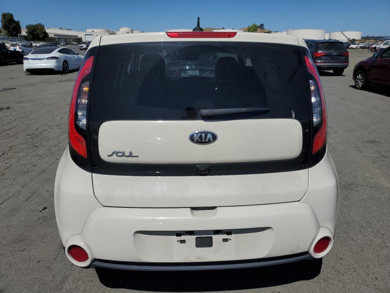 KNDJX3A59G7293202 2016 Kia Soul !