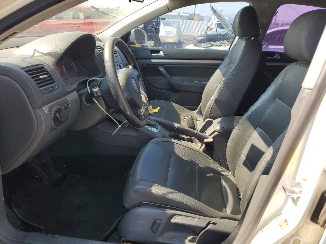 3VWRZ71K98M049225 2008 Volkswagen Jetta Se