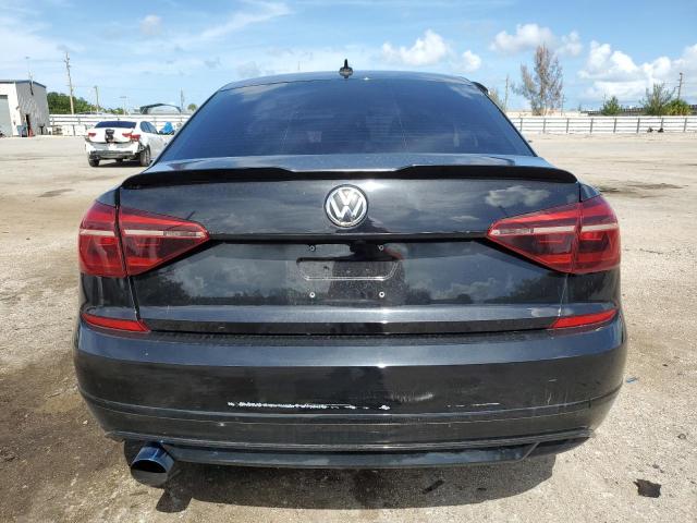 2017 VOLKSWAGEN PASSAT R-L - 1VWDT7A31HC041450
