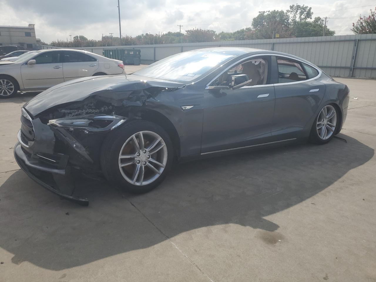 Tesla Model S 2013 