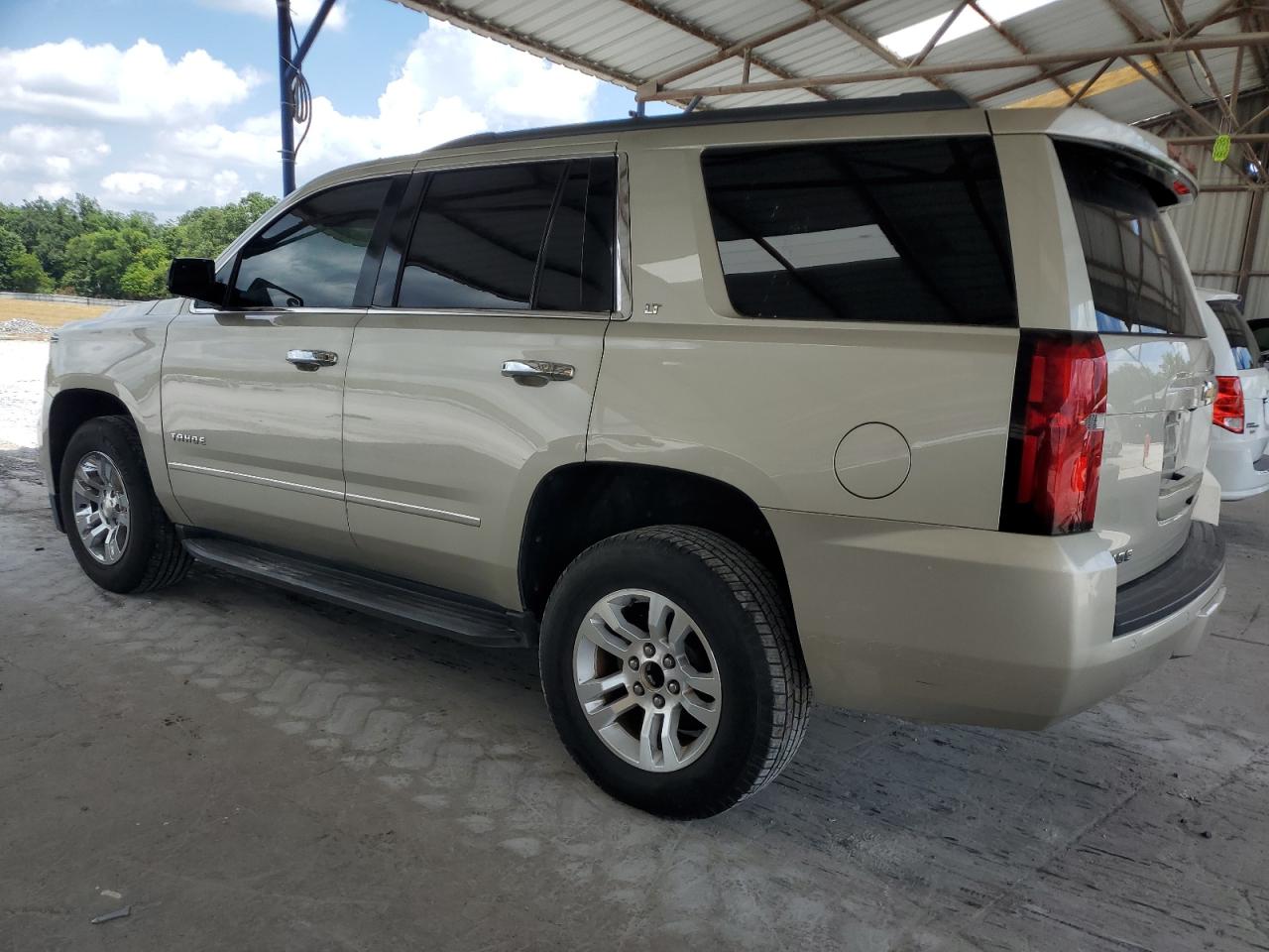 2015 Chevrolet Tahoe C1500 Lt vin: 1GNSCBKC9FR646779