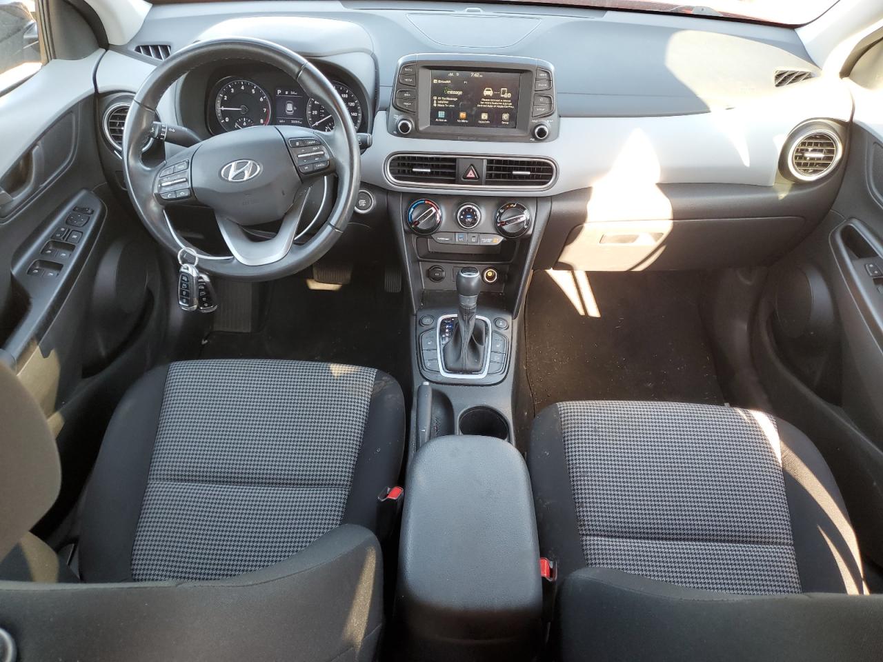 KM8K2CAAXLU557082 2020 Hyundai Kona Sel