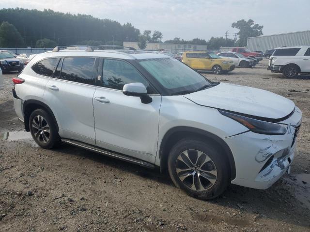 2022 TOYOTA HIGHLANDER - 5TDGBRCH7NS541713