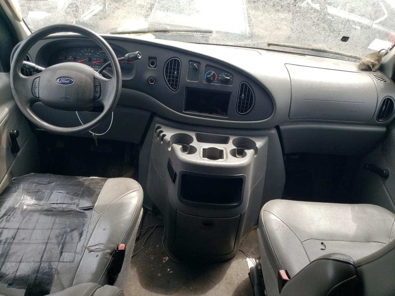 1FTNE24W36HA85718 2006 Ford Econoline E250 Van