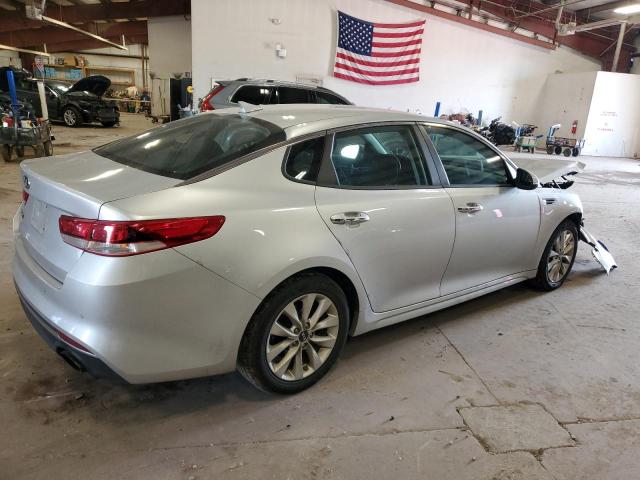 VIN 5XXGT4L3XJG256651 2018 KIA Optima, LX no.3