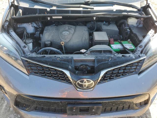 2018 TOYOTA SIENNA SE 5TDXZ3DC3JS912761