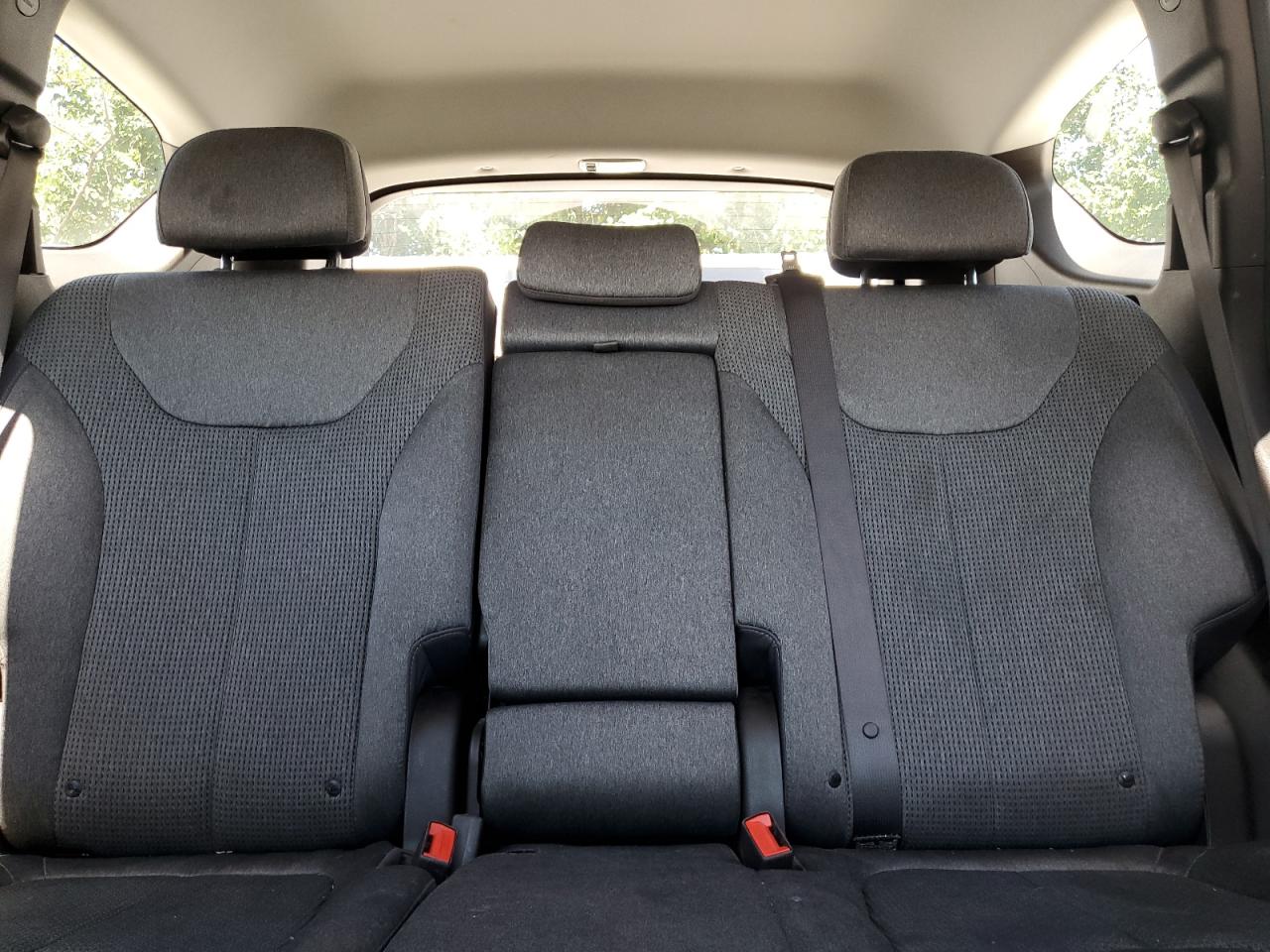 5NMS2CAD8LH158130 2020 Hyundai Santa Fe Se