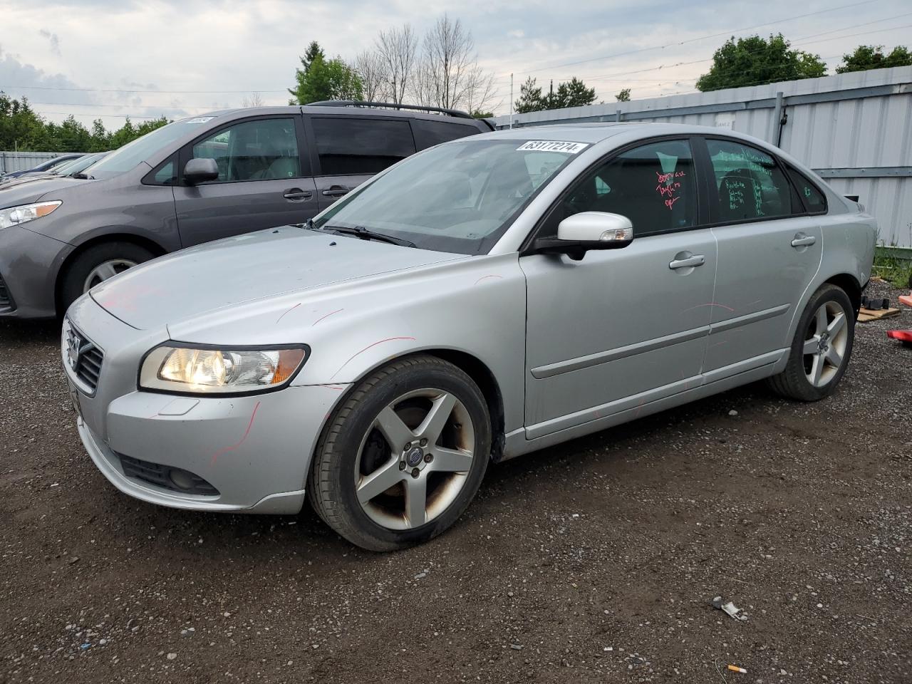 VOLVO S40 T5
