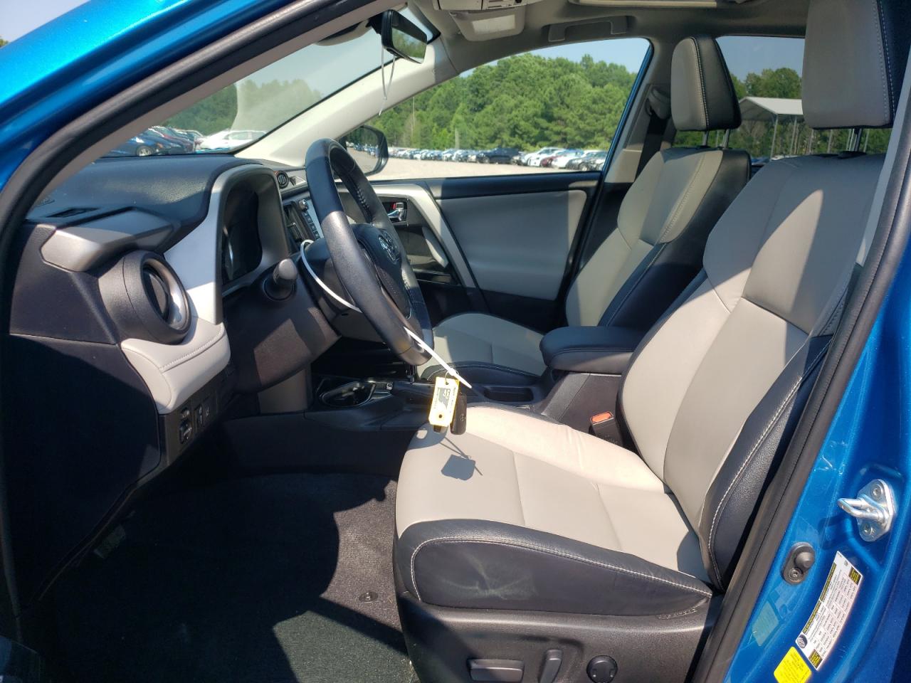 2T3YFREV7HW315010 2017 Toyota Rav4 Limited