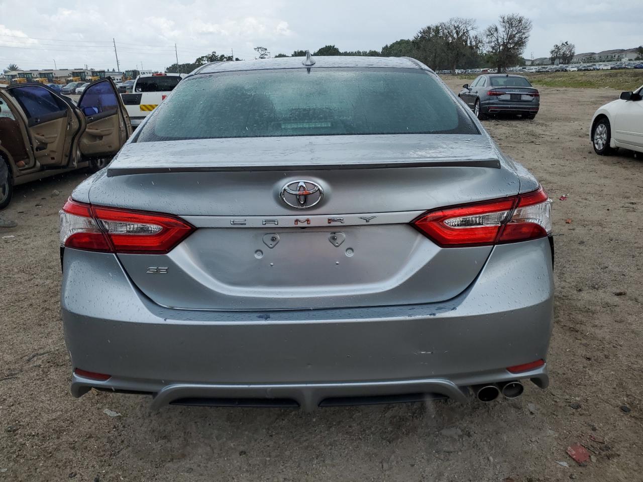 2020 Toyota Camry Se vin: 4T1G11AK8LU357419