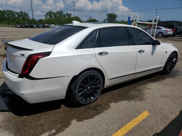 VIN 1G6KD5RSXJU150841 2018 Cadillac CT6, Luxury no.3