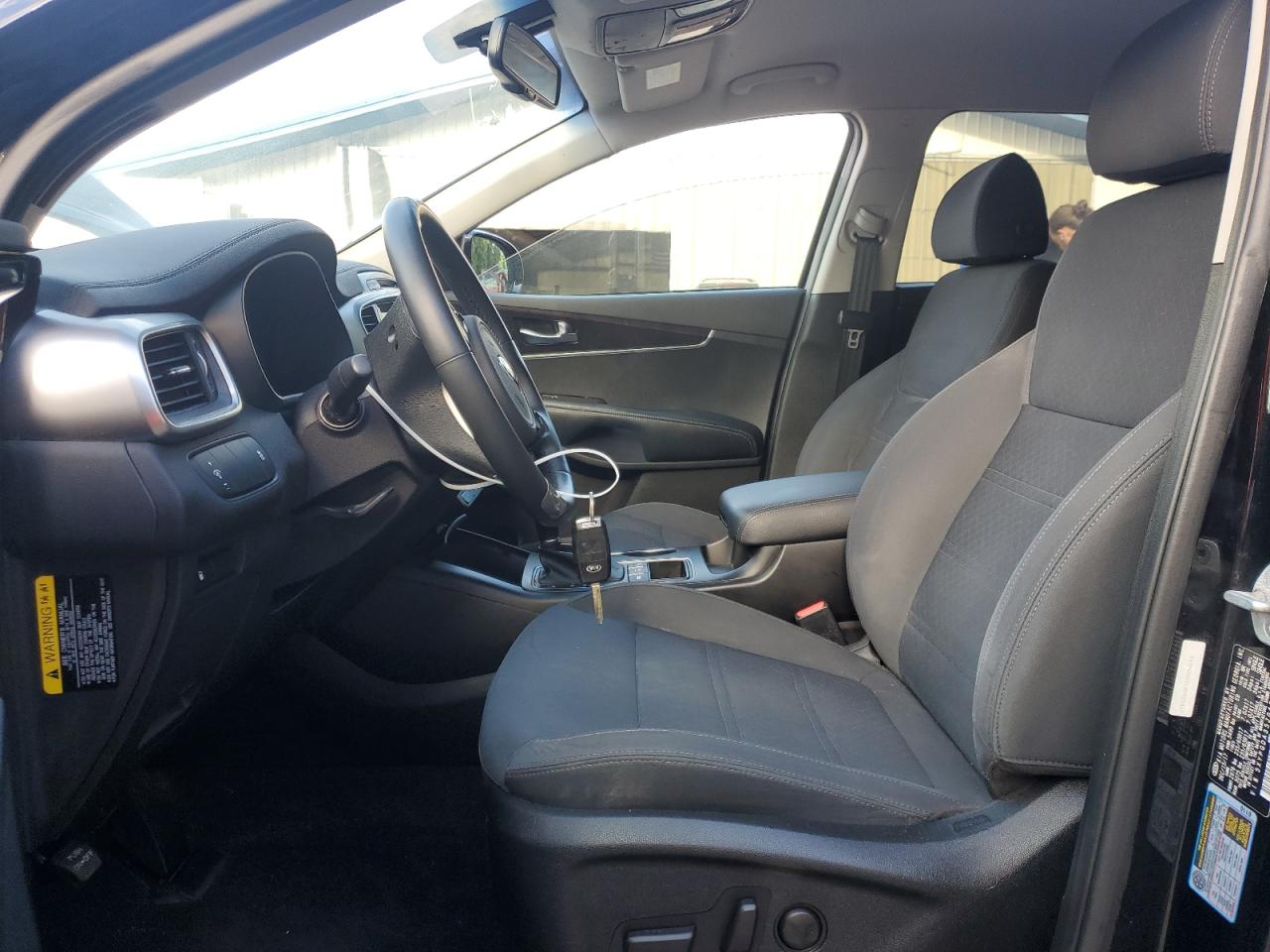 2018 Kia Sorento Lx vin: 5XYPGDA35JG425817