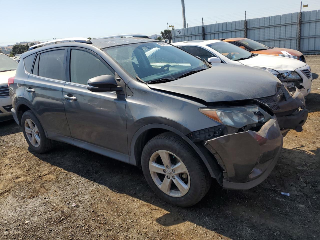 2013 Toyota Rav4 Xle vin: JTMWFREV8DD011747