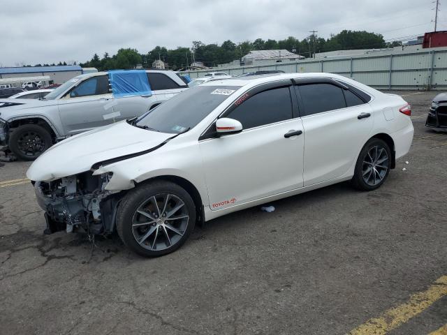 VIN 4T1BF1FK8FU053211 2015 Toyota Camry, LE no.1