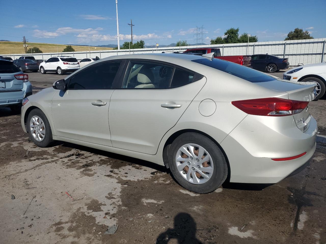 2017 Hyundai Elantra Se vin: 5NPD74LF4HH143181