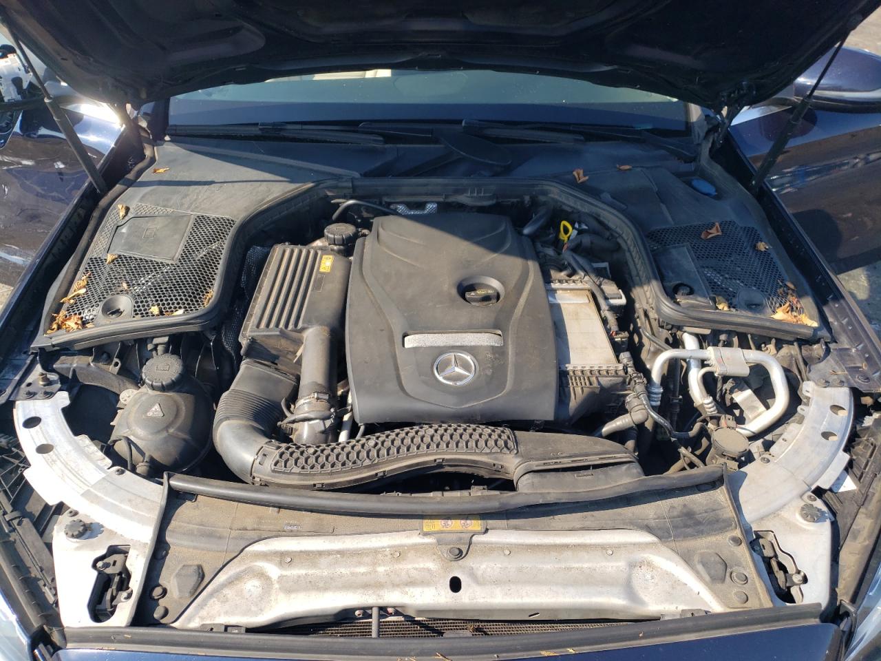 55SWF4KB3HU198504 2017 Mercedes-Benz C 300 4Matic