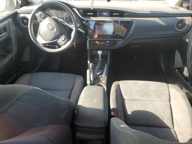 VIN 5YFBURHE5JP836945 2018 Toyota Corolla, L no.8