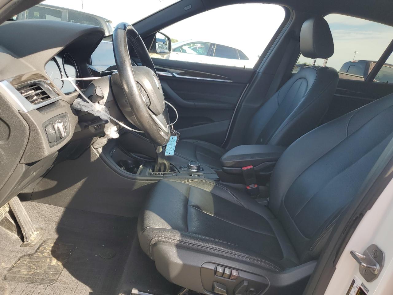 WBXHT3C30J5L32237 2018 BMW X1 xDrive28I