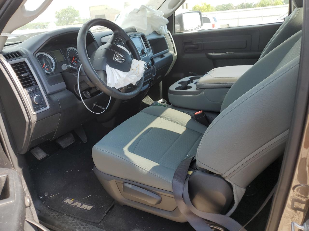 3C6JR6DT4FG651743 2015 Ram 1500 St