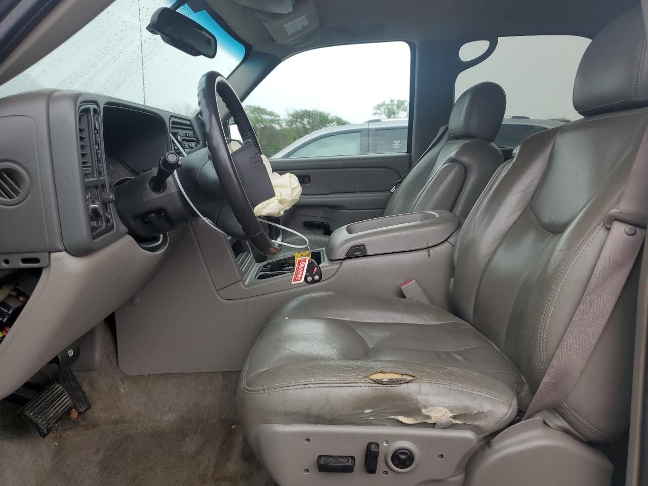 1GNEK13T75R205630 2005 Chevrolet Tahoe K1500