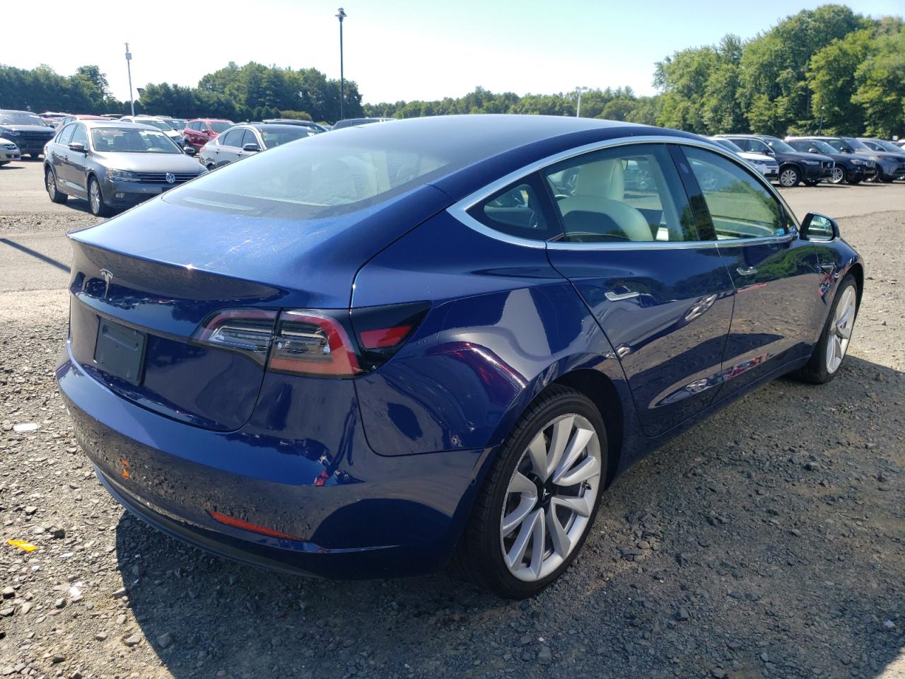 2019 Tesla Model 3 vin: 5YJ3E1EA8KF432099