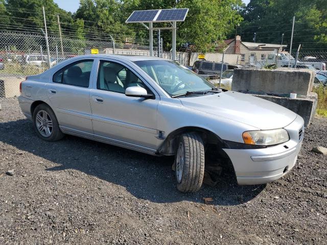 2005 Volvo S60 2.5T VIN: YV1RS592852452285 Lot: 62822274