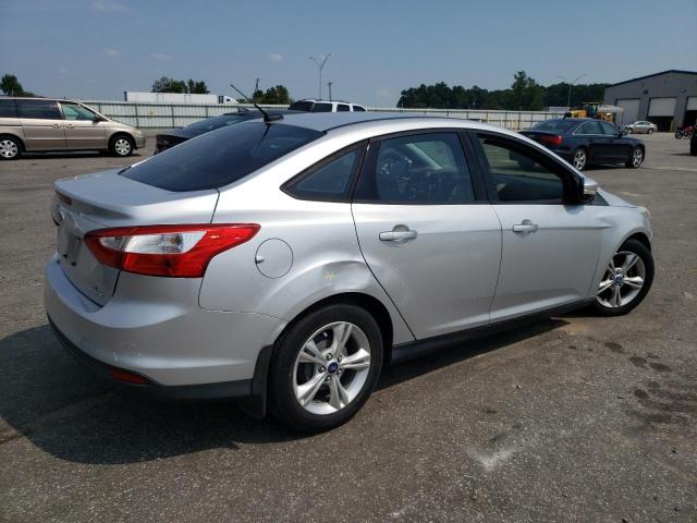 Vin: 1fadp3f2xel215940, lot: 62741864, ford focus se 20143