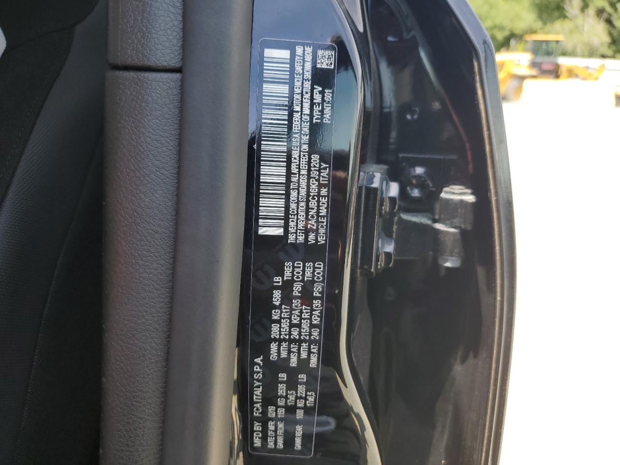 ZACNJBC16KPJ91209 2019 Jeep Renegade Trailhawk