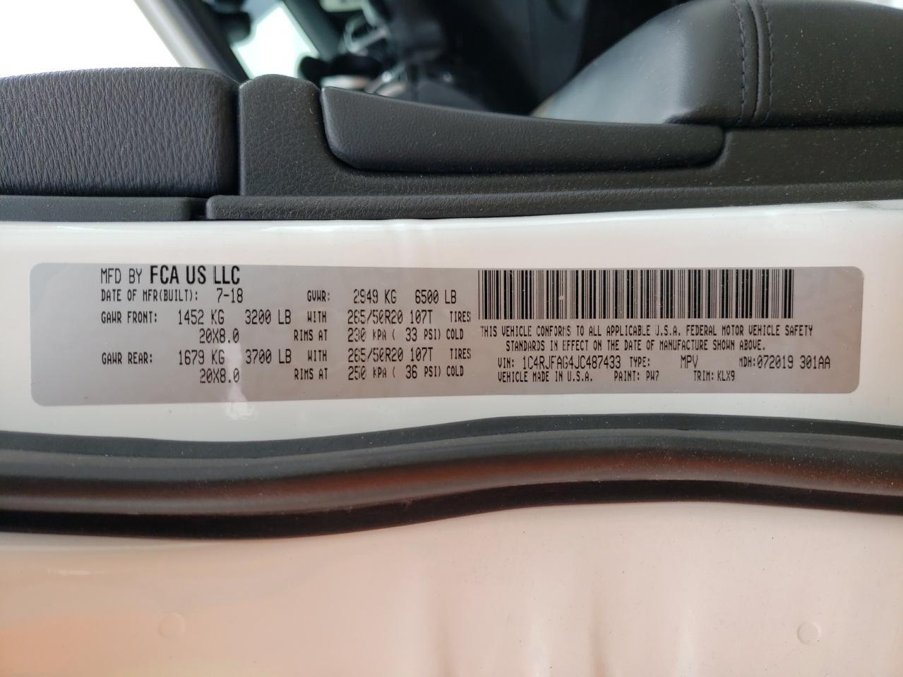 1C4RJFAG4JC487433 2018 Jeep Grand Cherokee Laredo