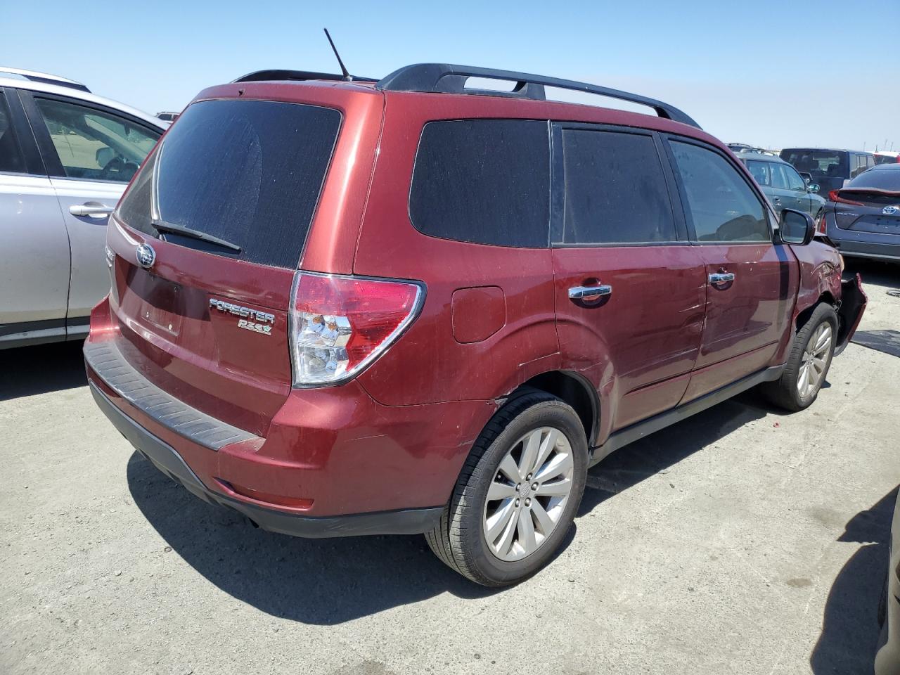 2012 Subaru Forester 2.5X Premium vin: JF2SHADC8CH461613